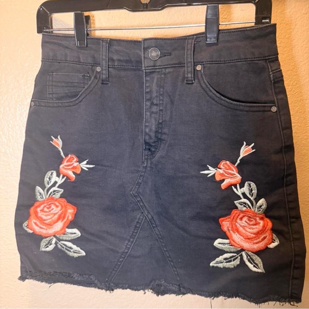 Embroidered Rose Black Denim Mini Skirt